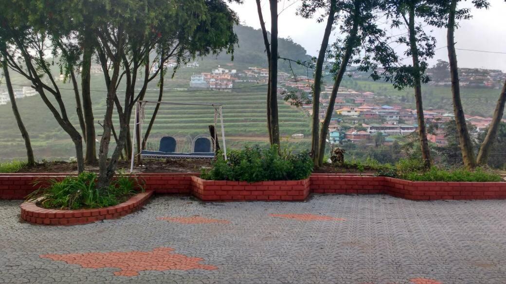 Magic Mist Resort Ooty Exterior photo