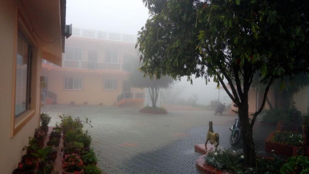 Magic Mist Resort Ooty Exterior photo